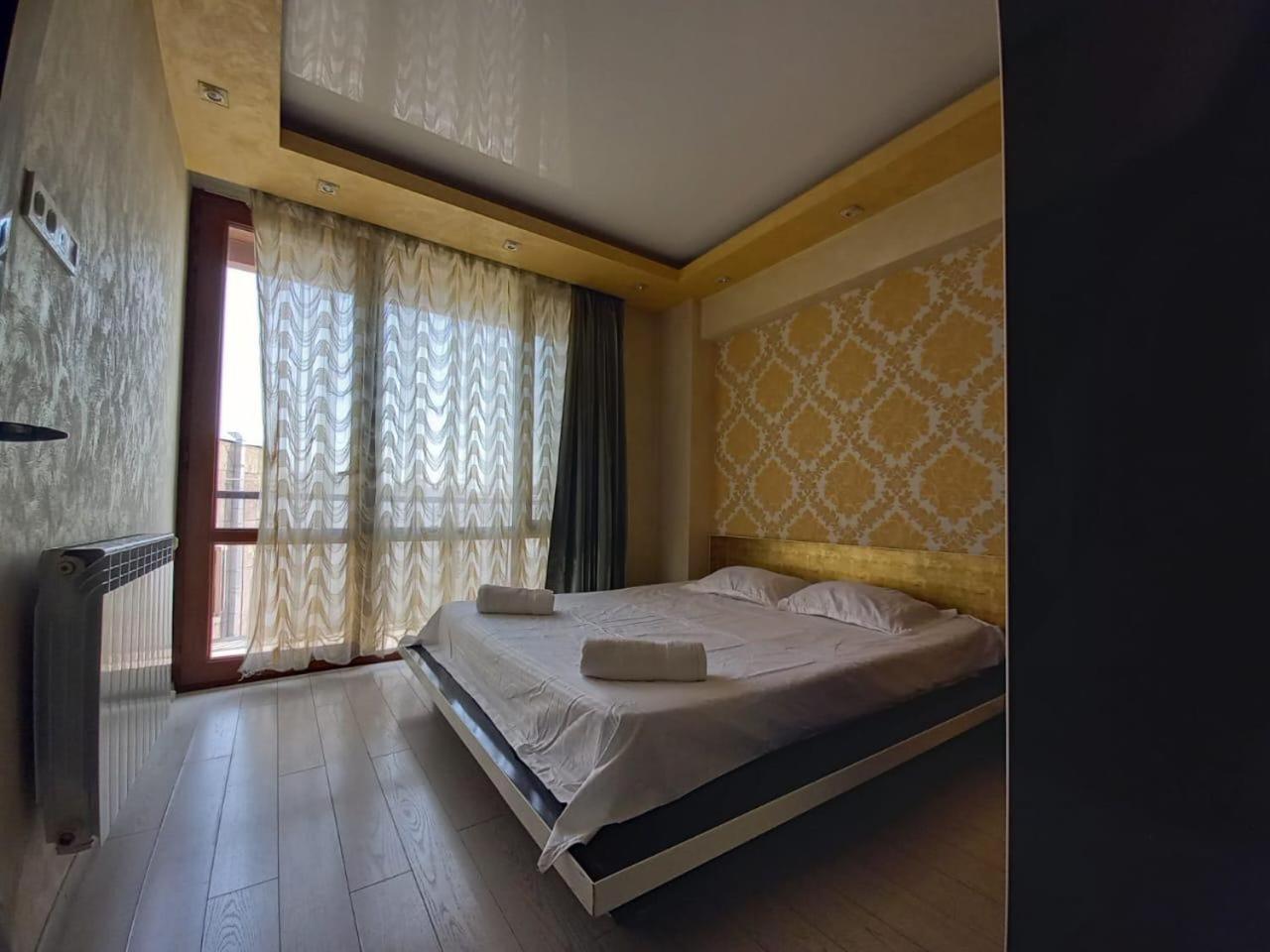 Gevorg'S Appartment Jerevan Eksteriør billede